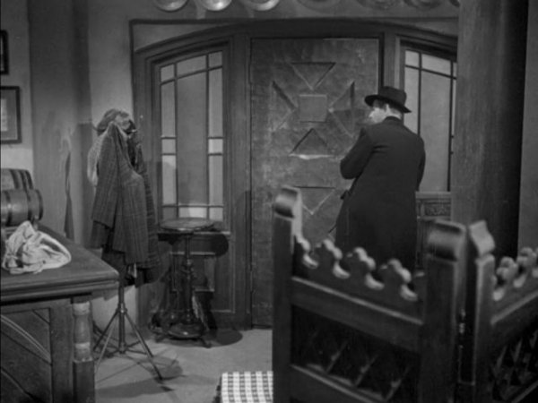 红爪子/血爪 Sherlock.Holmes.And.The.Scarlet.Claw.1944.1080p.BluRay.x264-CiNEFiLE 6.56GB-7.png