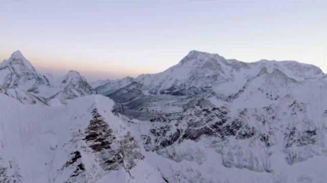 喜马拉雅山脉 Nature.The.Himalayas.2011.1080p.BluRay.x264-SADPANDA 3.28GB-2.png