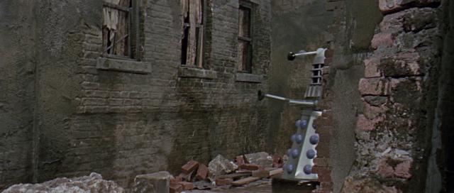 达莱克斯入侵地球 Daleks.Invasion.Earth.2150.A.D.1966.1080p.BluRay.x264-SONiDO 5.46GB-4.png