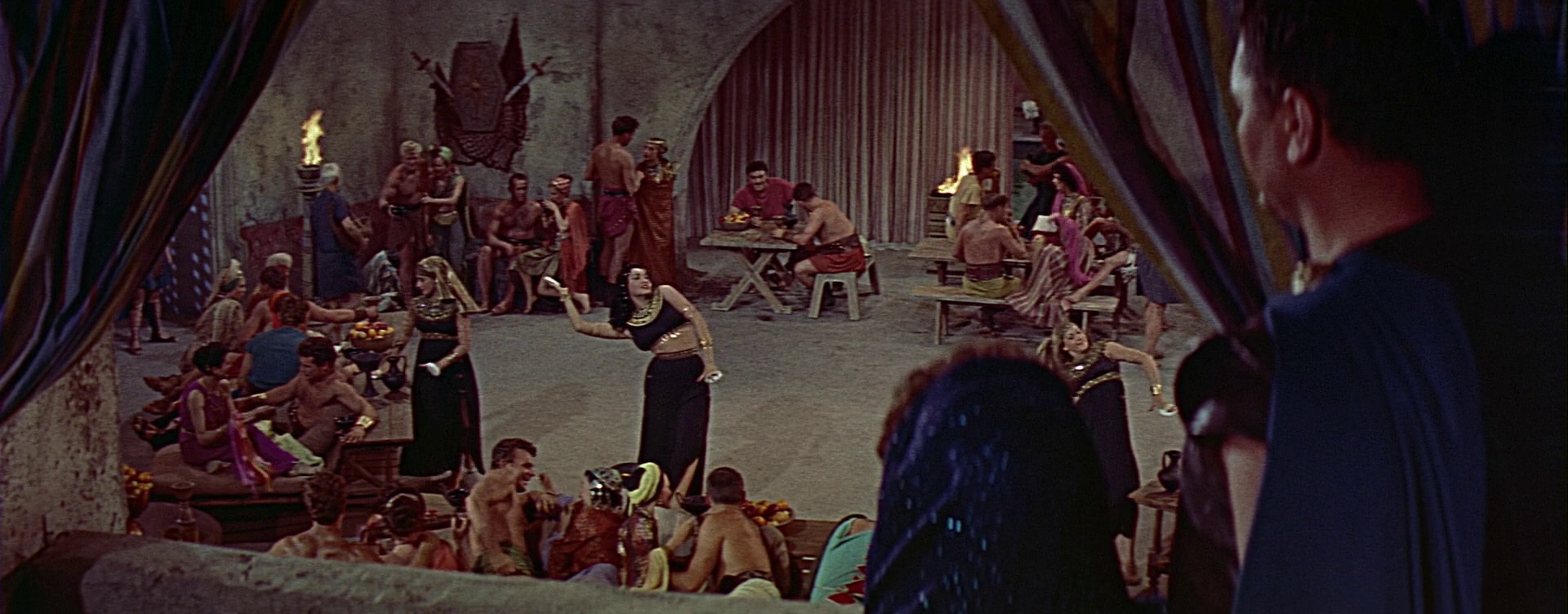 圣徒妖姬/血洒竞技场 Demetrius.and.the.Gladiators.1954.1080p.BluRay.x264.DTS-FGT 8.42GB-6.jpg