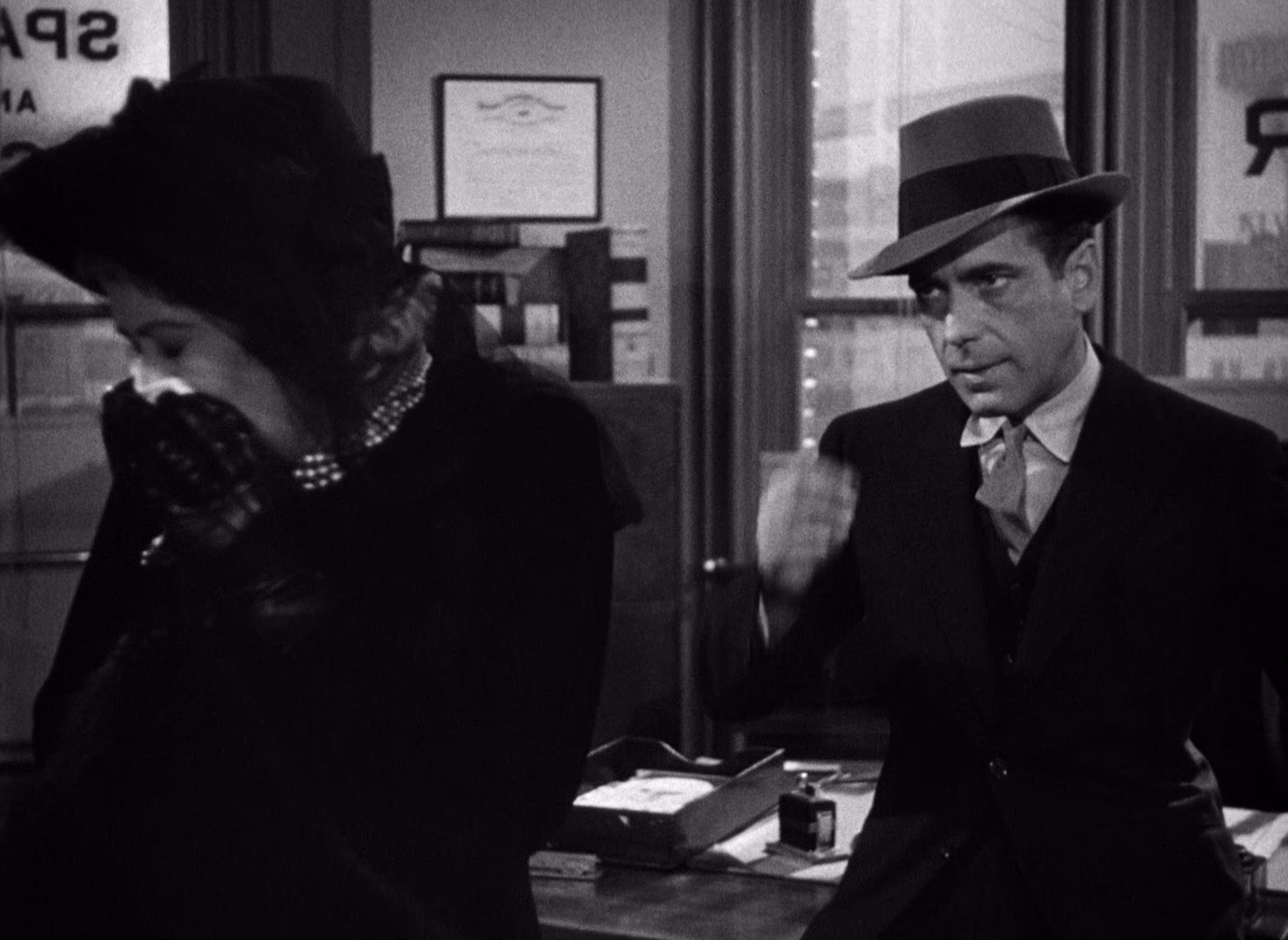 马耳他之鹰[简繁英字幕].The.Maltese.Falcon.1941.BluRay.1080p.x265.10bit-MiniHD 4.71GB-2.jpeg