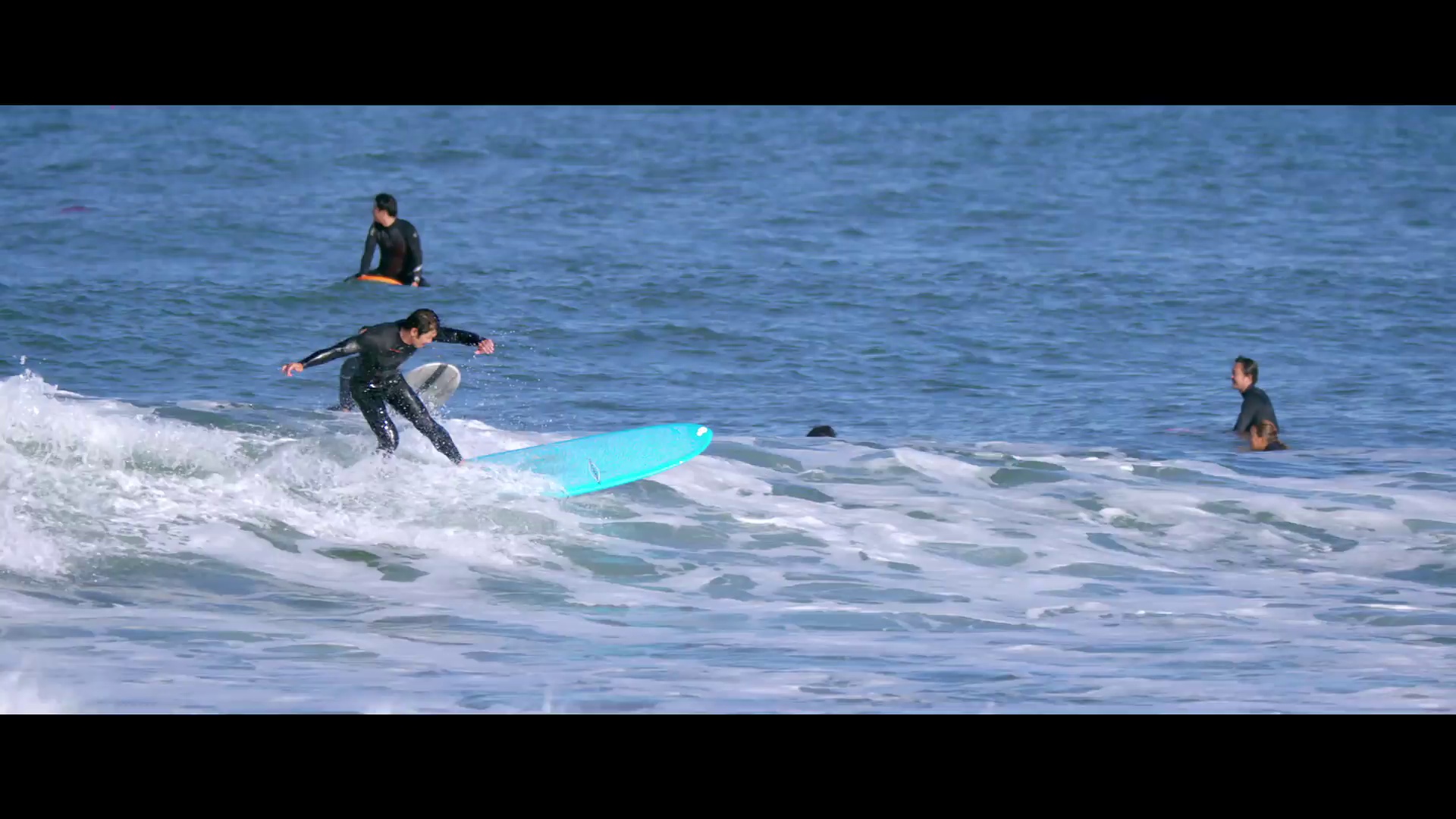 竹岛冲浪日志[中笔墨幕].Jukdo.Surfing.Diary.2019.1080p.WEB-DL.H264.AAC-HDBWEB 3.35GB-3.jpeg