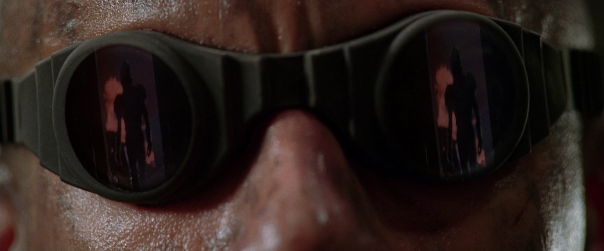 星际传奇[共3部合集][简繁英字幕].Riddick.2000-2013.BluRay.1080p.DTS-HD.MA.5.1.x265.10bit-ALT 32.54GB-6.jpeg