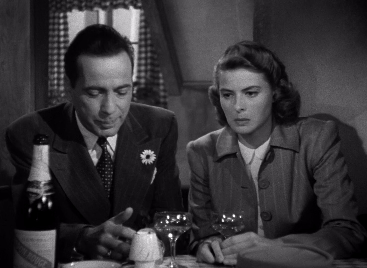 卡萨布兰卡[国英多音轨/简英字幕].Casablanca.1942.BluRay.1080p.x265.10bit.5Audio-MiniHD 4.52GB-4.jpeg