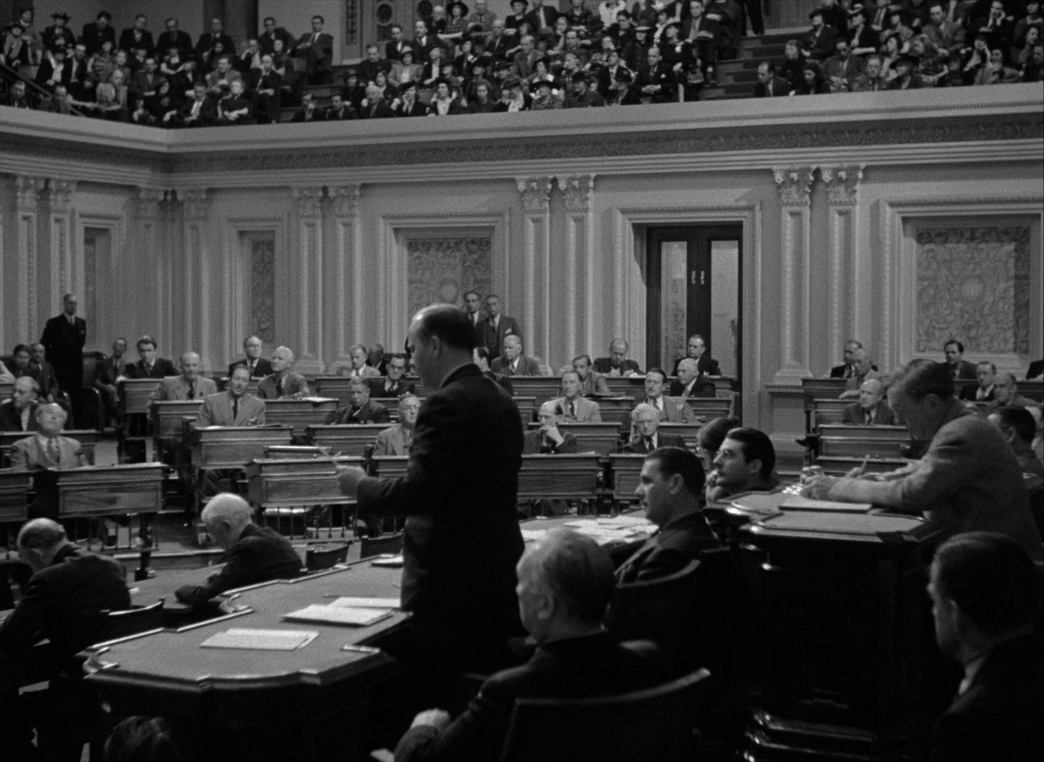 史姑娘师长到华盛顿[中英字幕].Mr.Smith.Goes.to.Washington.1939.BluRay.1080p.x265.10bit-MiniHD 7.54GB-6.jpeg