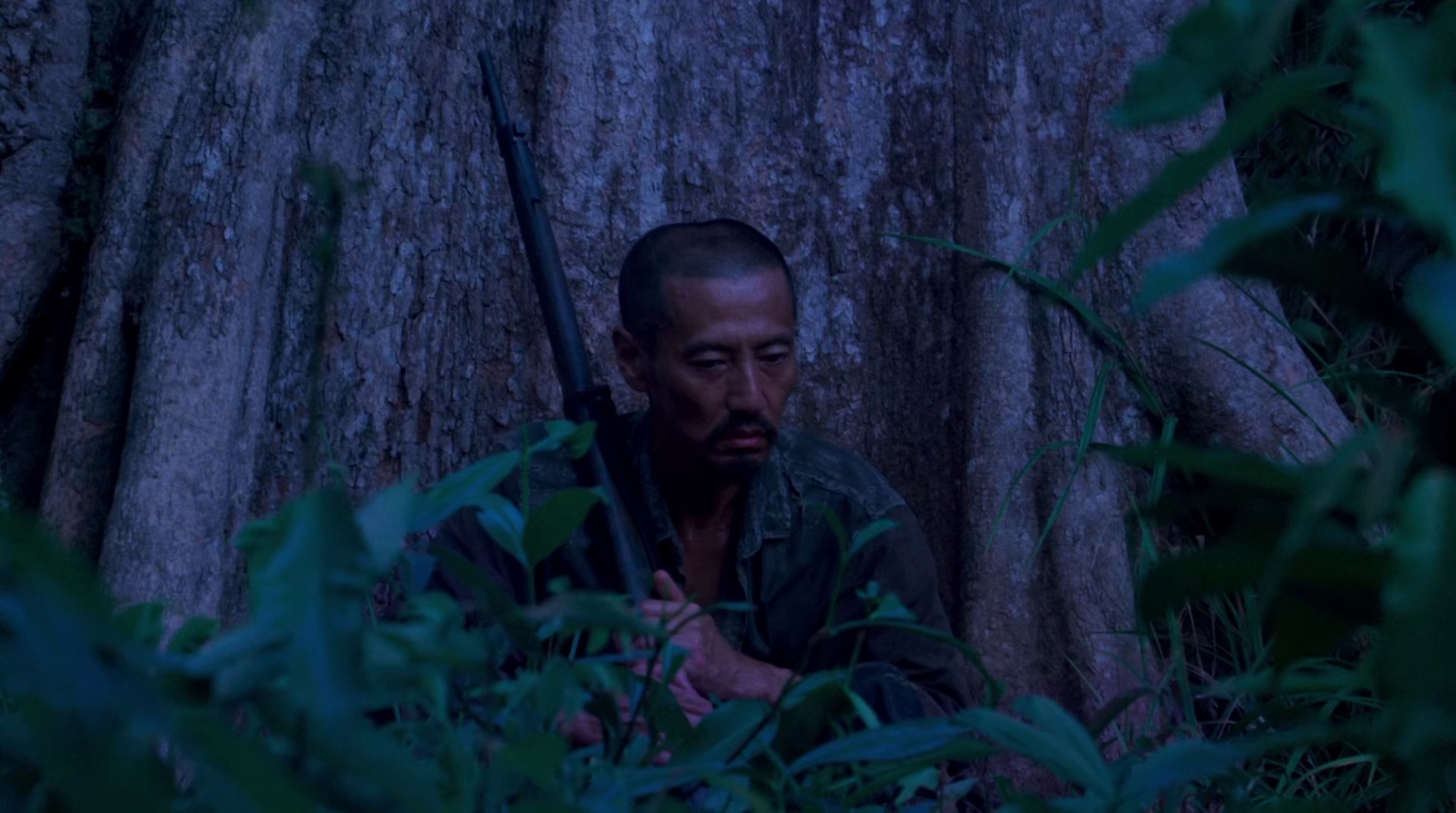 小野田的森林万夜[中笔墨幕].Onoda.10000.Nights.in.the.Jungle.2021.1080p.BluRay.DTS.x265-10bit-ENTHD 10.49GB-6.jpeg