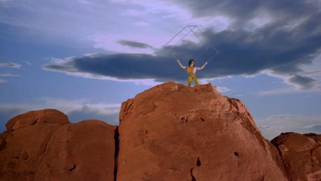 太阳马戏团:人生之旅 Cirque.Du.Soleil.Journey.Of.Man.2000.1080p.BluRay.x264-FASTHD 3.27GB-4.png