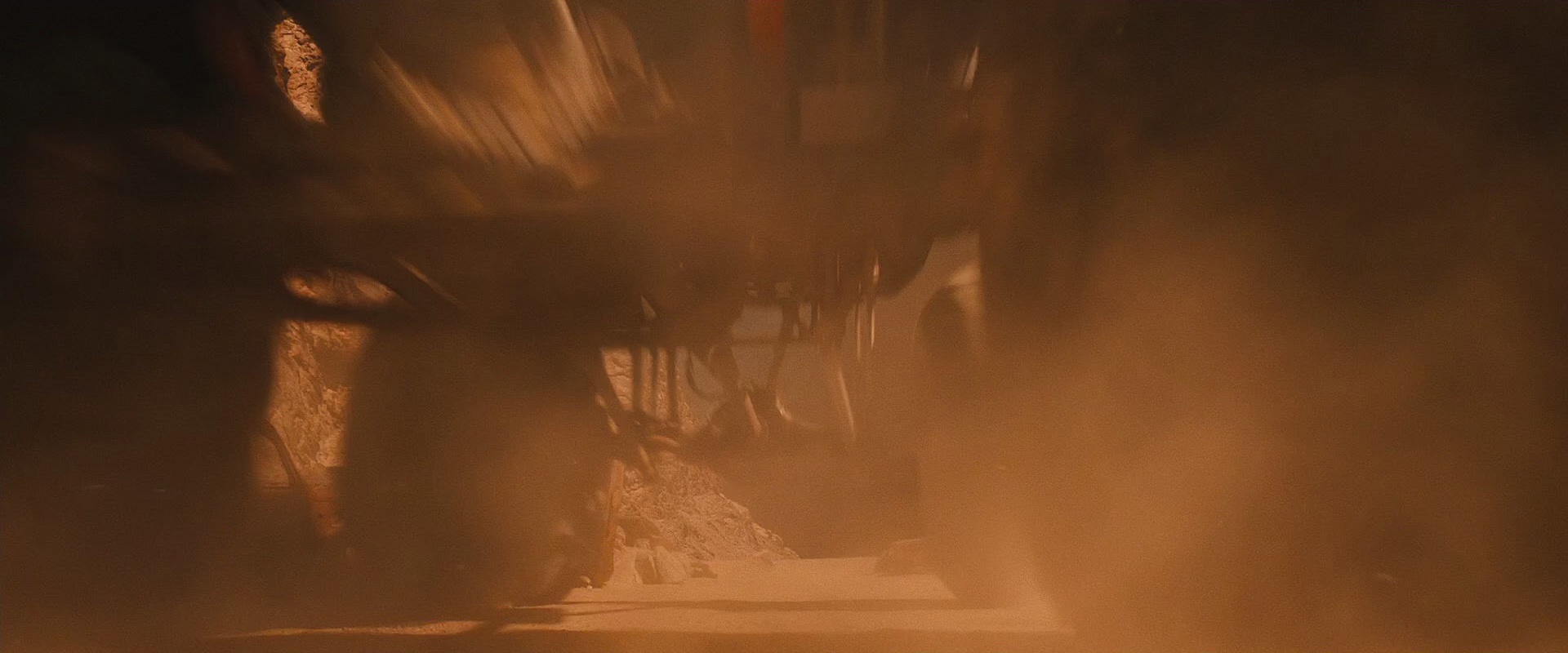 疯狂的麦克斯4：狞恶之路[简繁英字幕].Mad.Max.Fury.Road.2015.BluRay.1080p.x265.10bit-MiniHD 8.22GB-4.jpeg