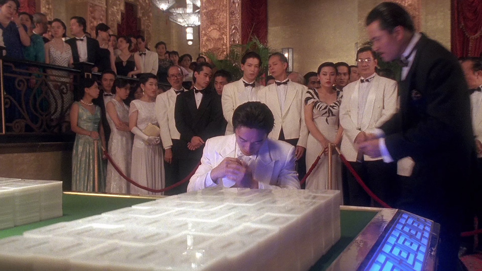 赌侠2：上海滩赌圣[国语音轨/中英字幕].God.of.Gamblers.III.Back.to.Shanghai.1991.BluRay.1080p.x265.10bit.2Audio-MiniHD 5.38GB-7.jpeg